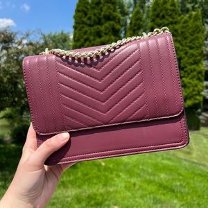 Burgundy Maroon Gold Detailing Chain Charming Charlie